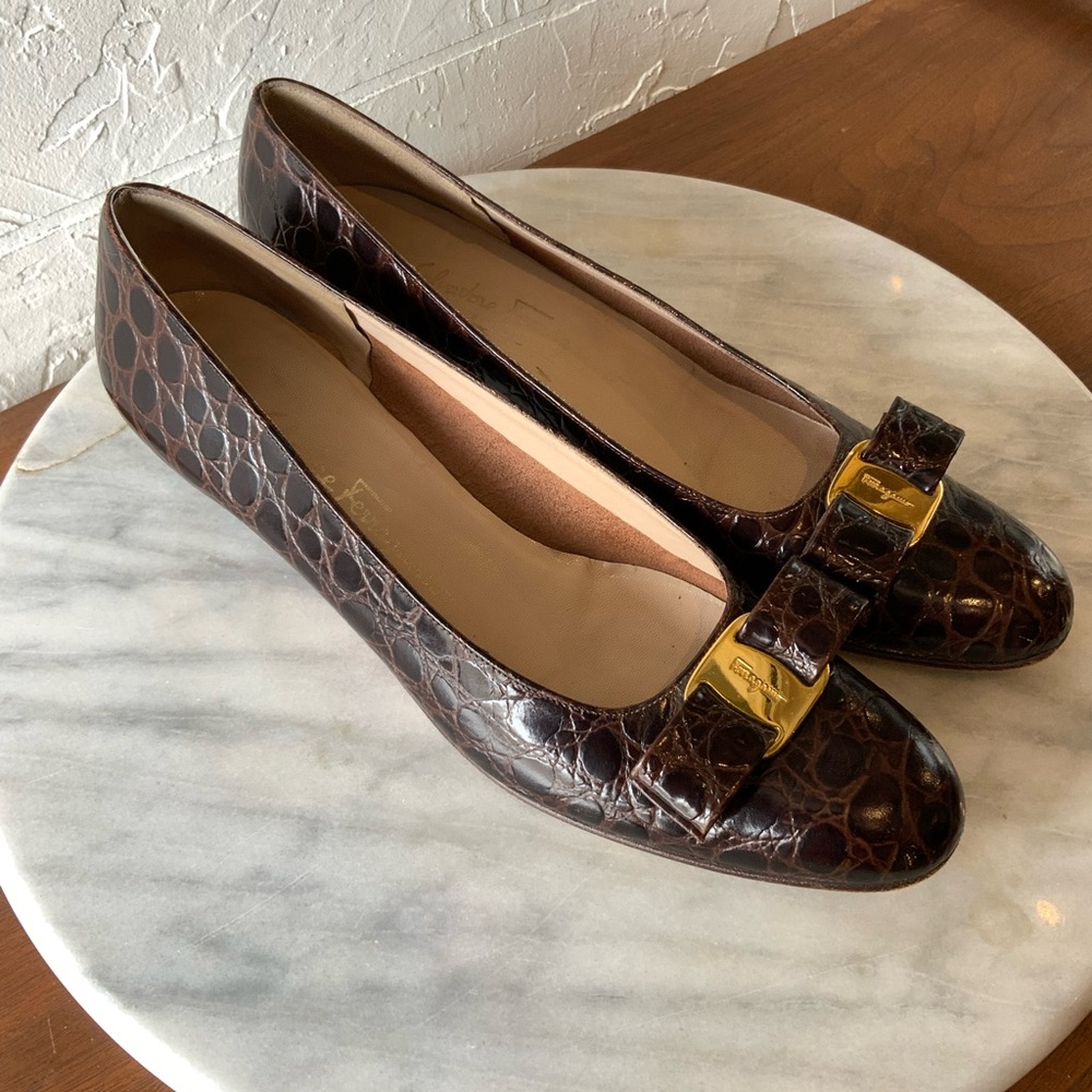 Salvatore Ferragamo Brown Crocodile Shoes - Picture 2 of 12